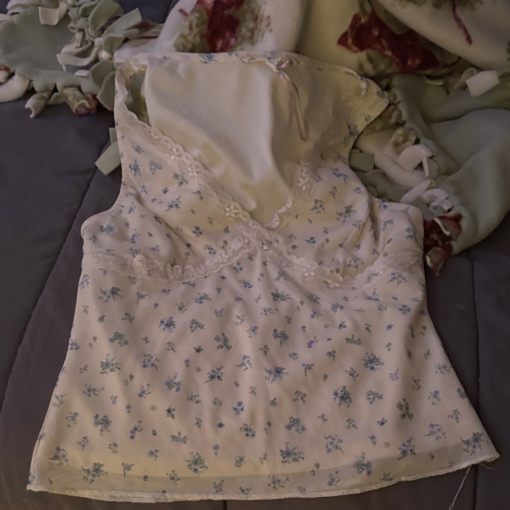Pink Republic Floral Sleeveless Top - White and Blue